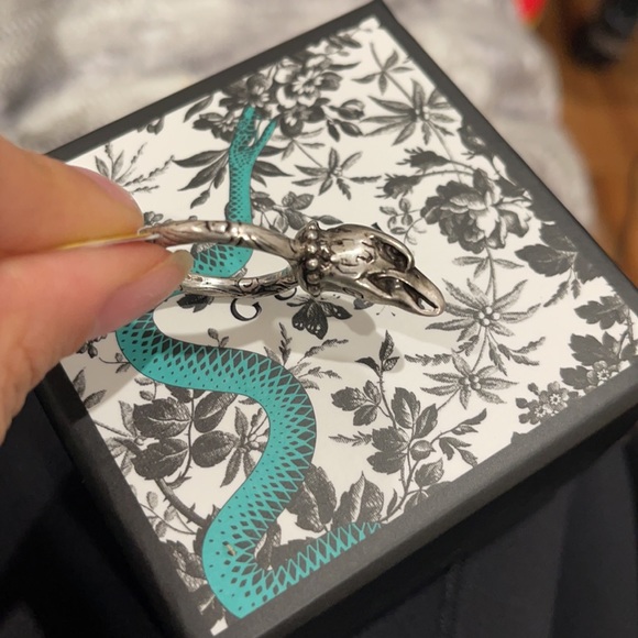 Gucci Eagle Ring - Picture 2 of 10